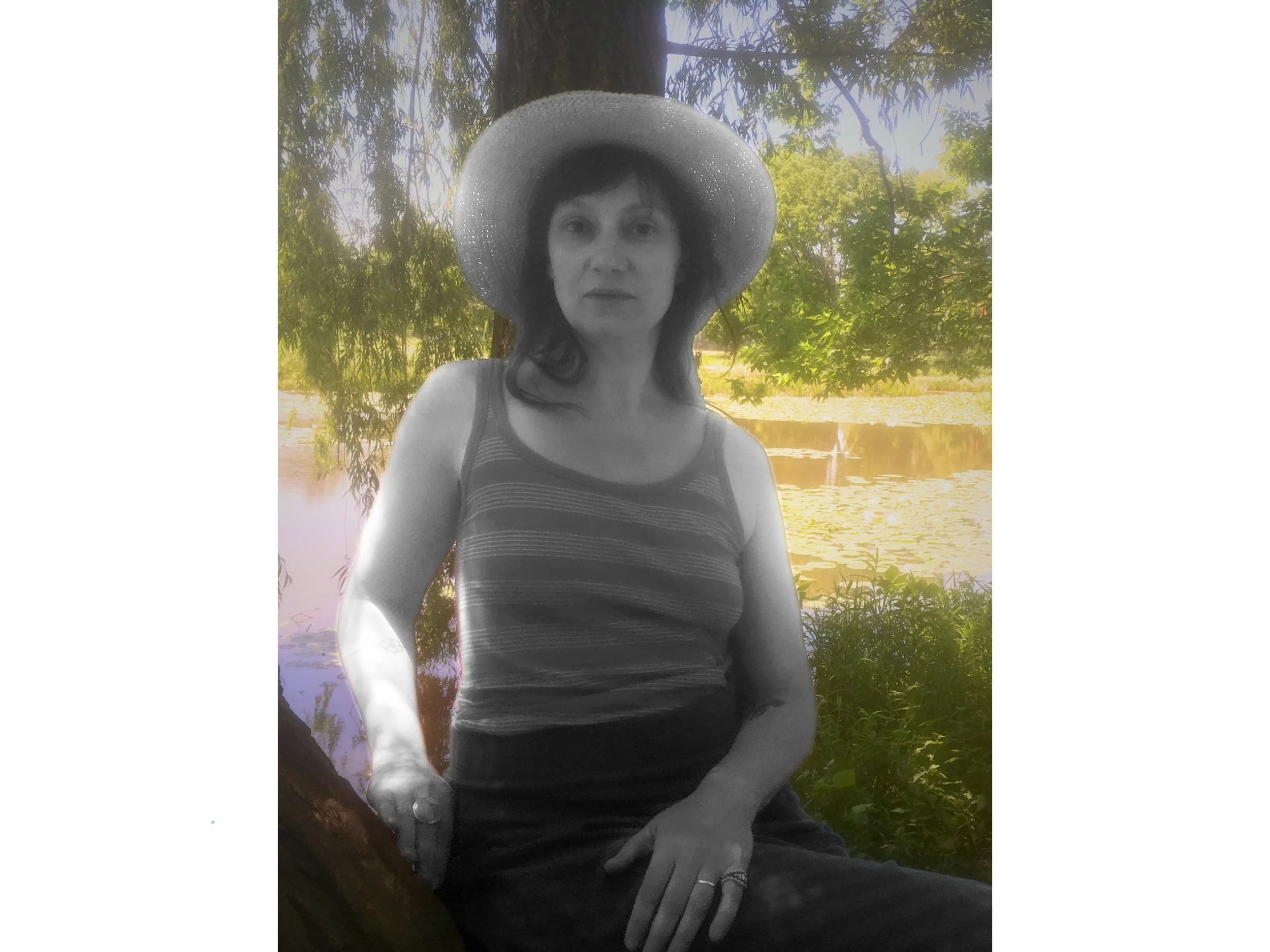 Julie Meckler, Vee, Otto Rollo